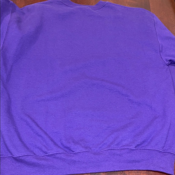 Gildan Purple Merry Swishmas Kobe Sweater SZ L unisex - Picture 6 of 6